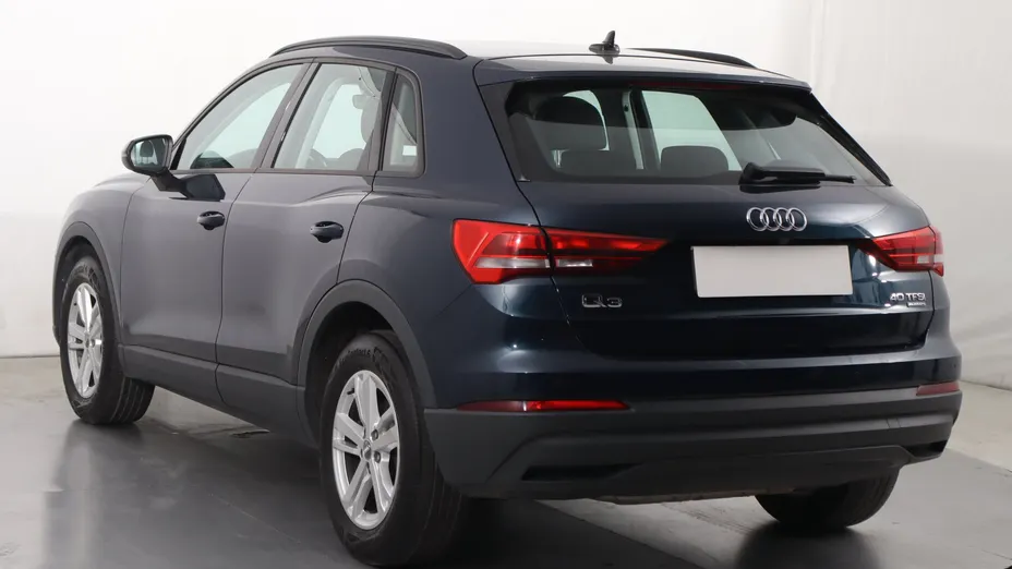 Audi Q3 -