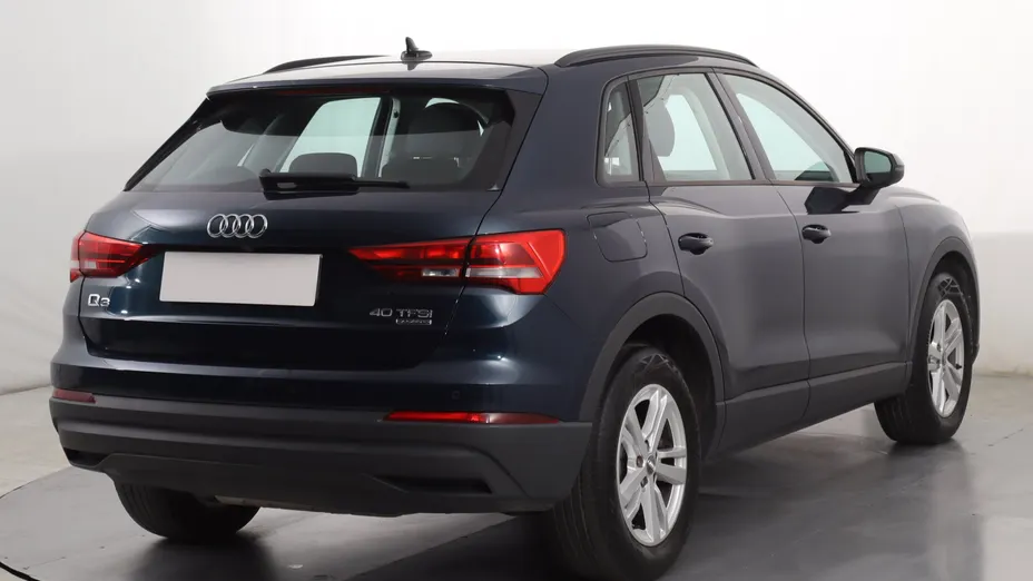 Audi Q3 -