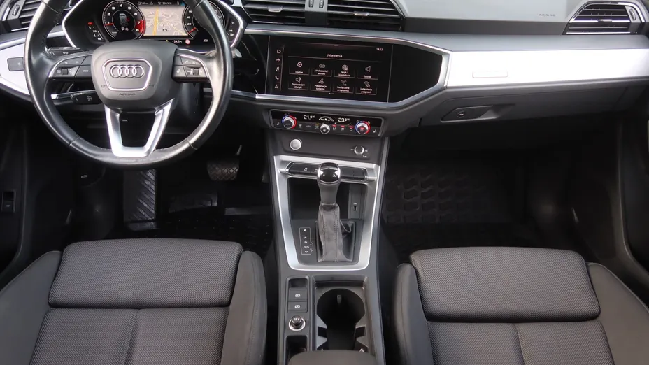 Audi Q3 -