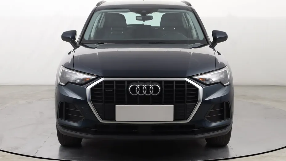Audi Q3 -