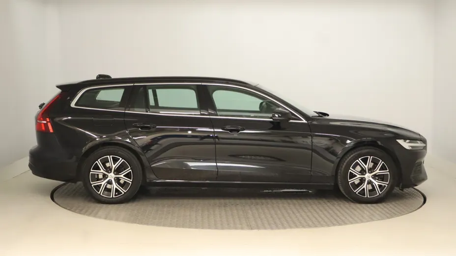 Volvo V60 -