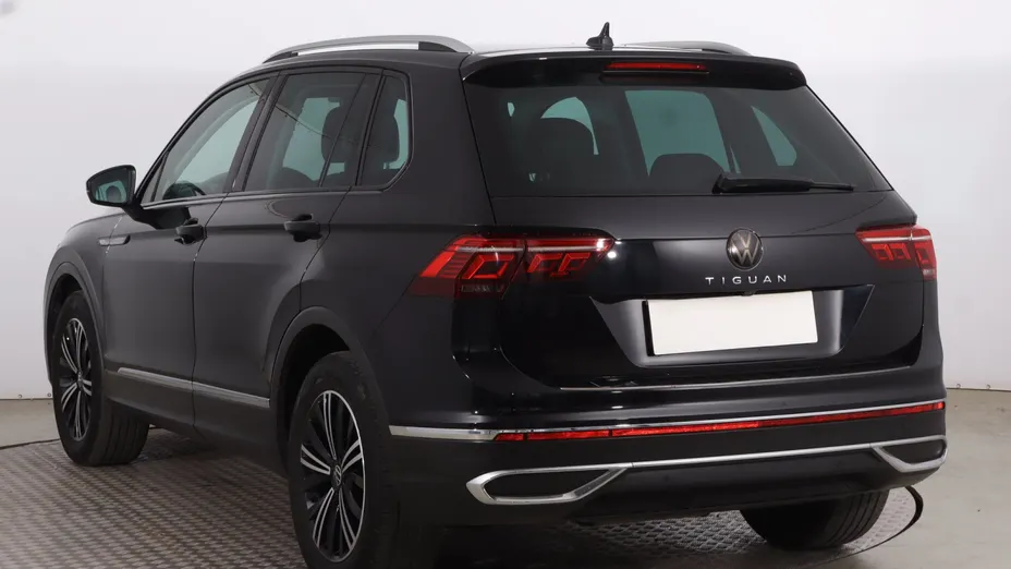 VW Tiguan -
