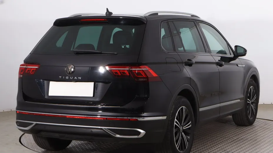 VW Tiguan -