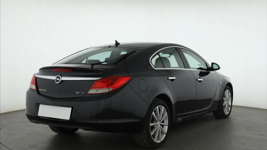 Opel Insignia -
