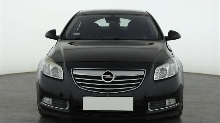 Opel Insignia -