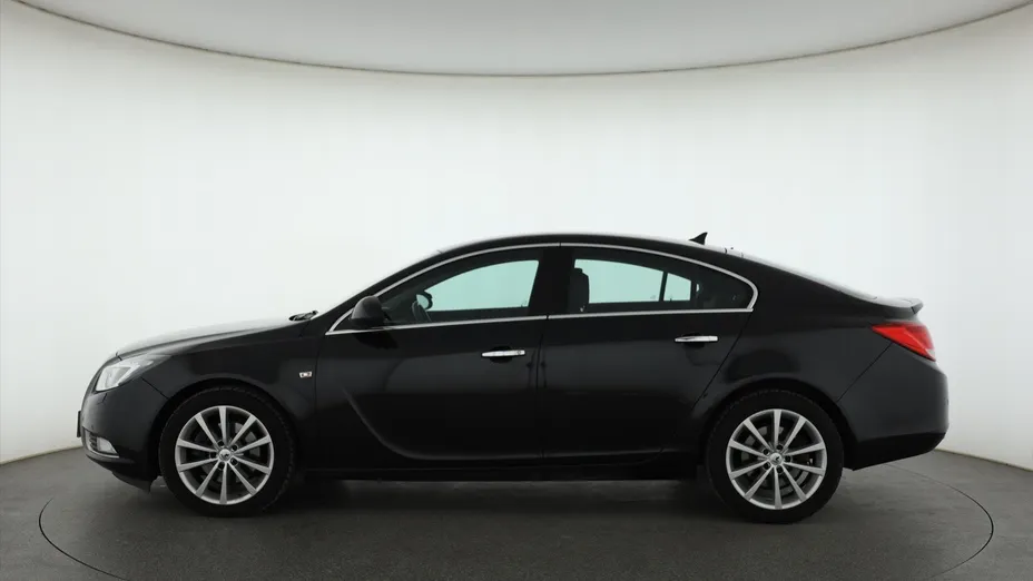 Opel Insignia -