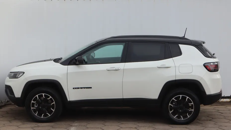 Jeep Compass -