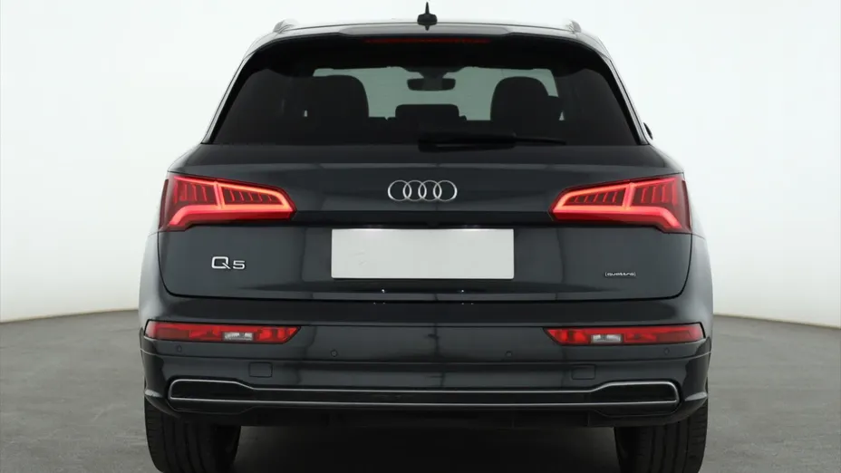 Audi Q5 -