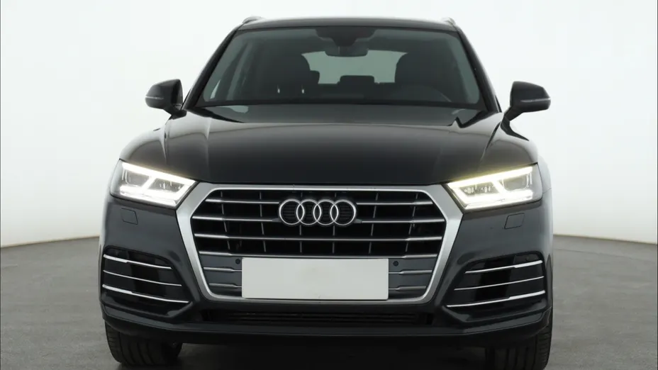 Audi Q5 -
