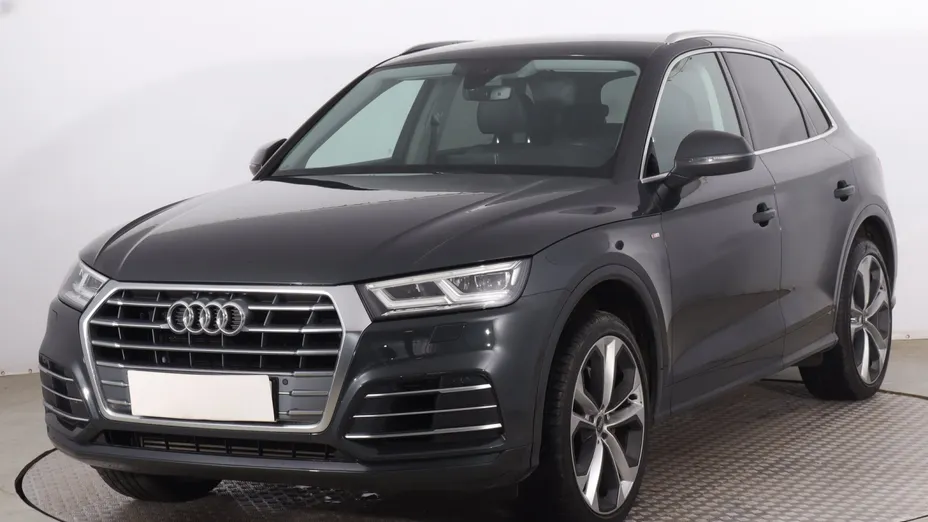 Audi Q5 -