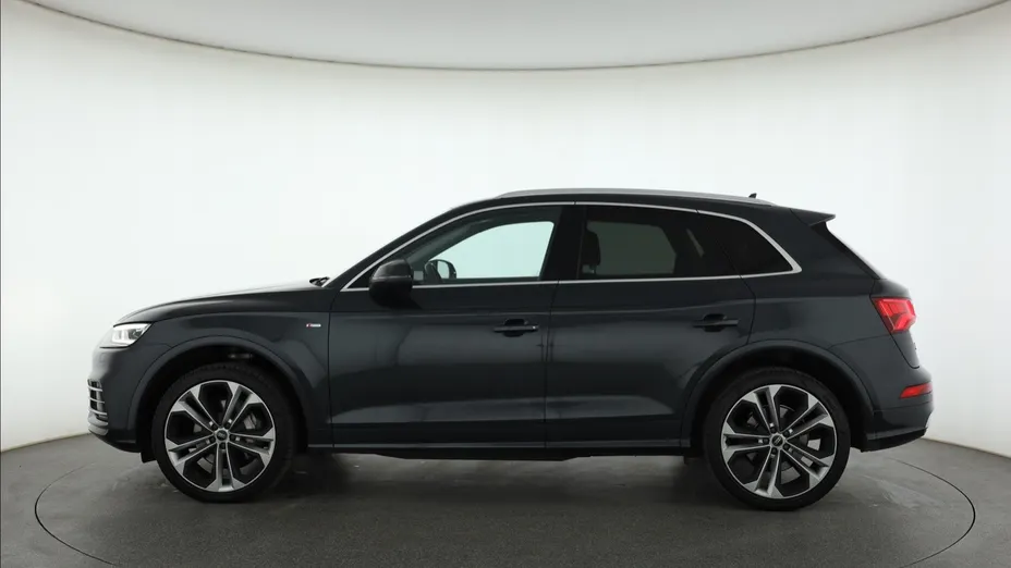 Audi Q5 -