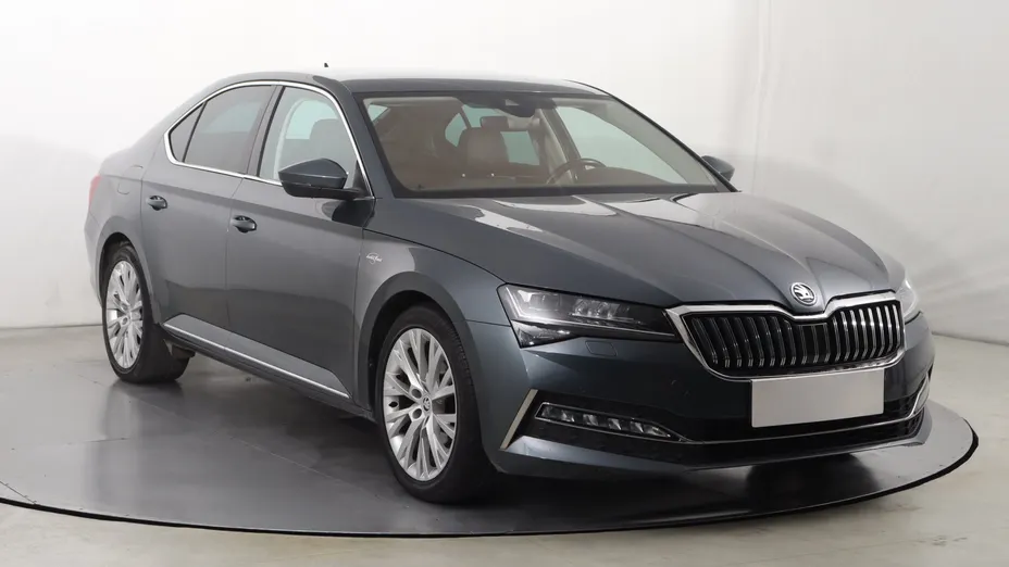 Skoda Superb -
