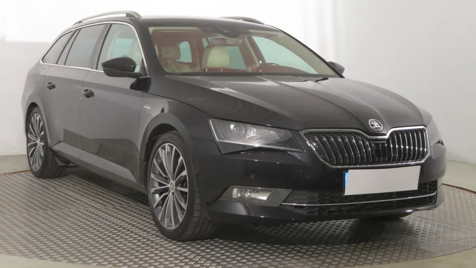 Skoda Superb -