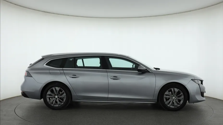 Peugeot 508 -