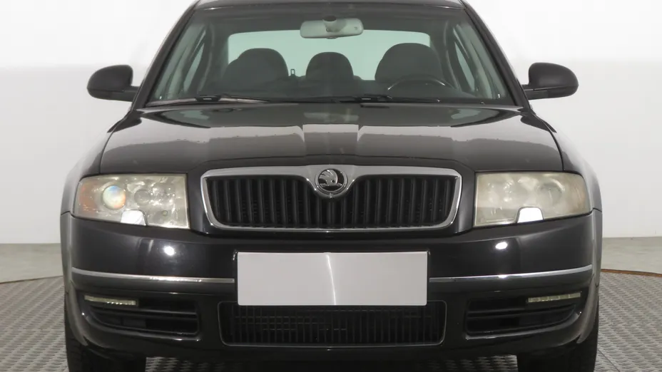 Skoda Superb -