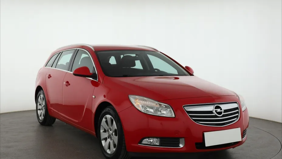 Opel Insignia -