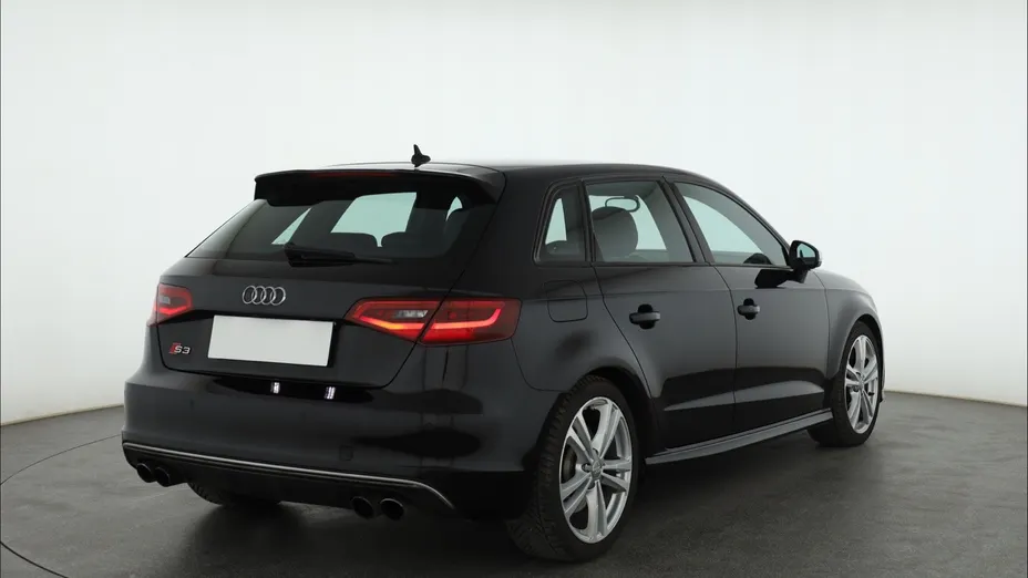 Audi S3 -