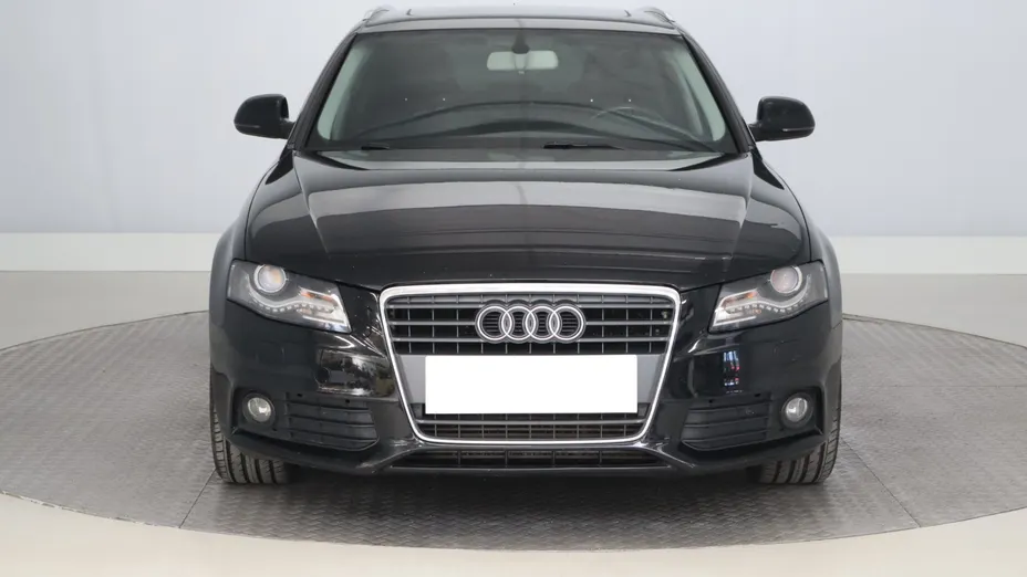 Audi A4 -