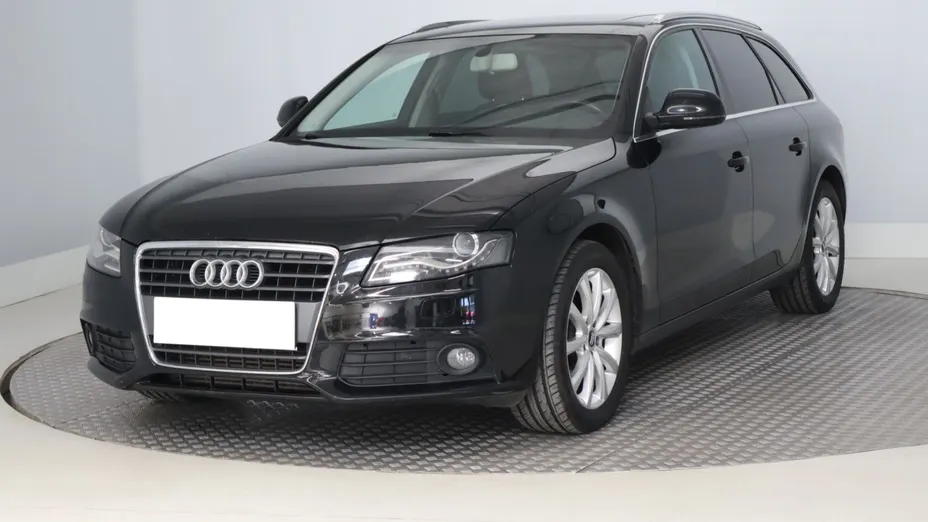 Audi A4 -