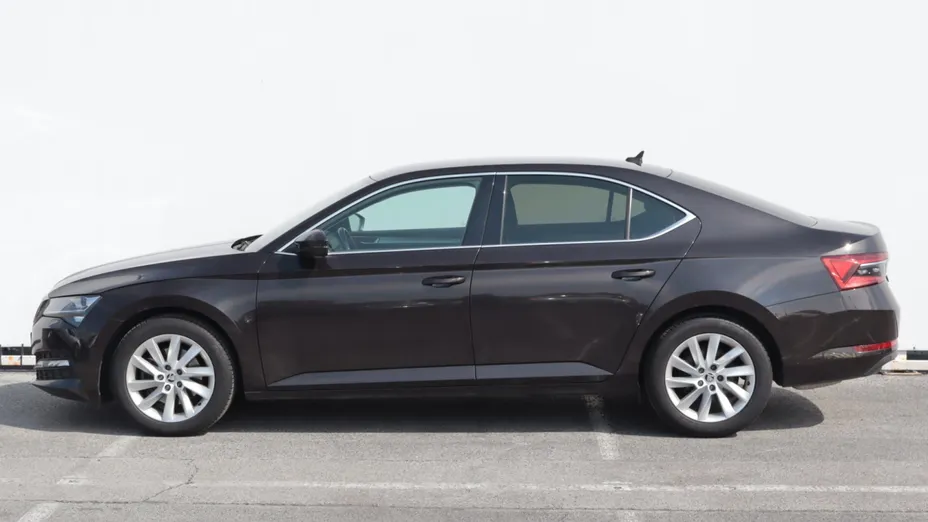 Skoda Superb -