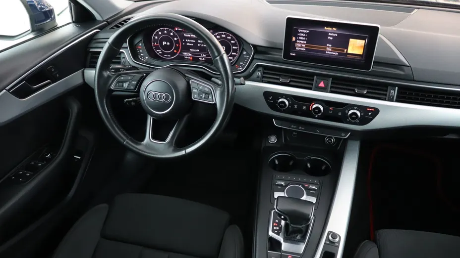 Audi A4 -