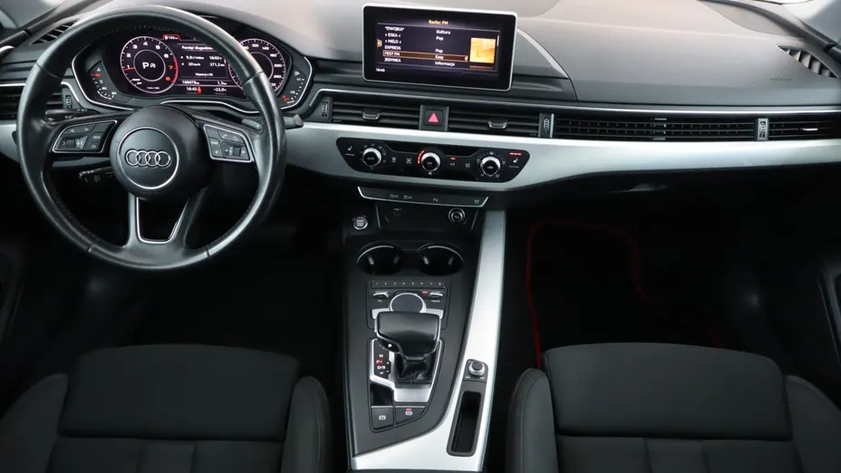 Audi A4 -