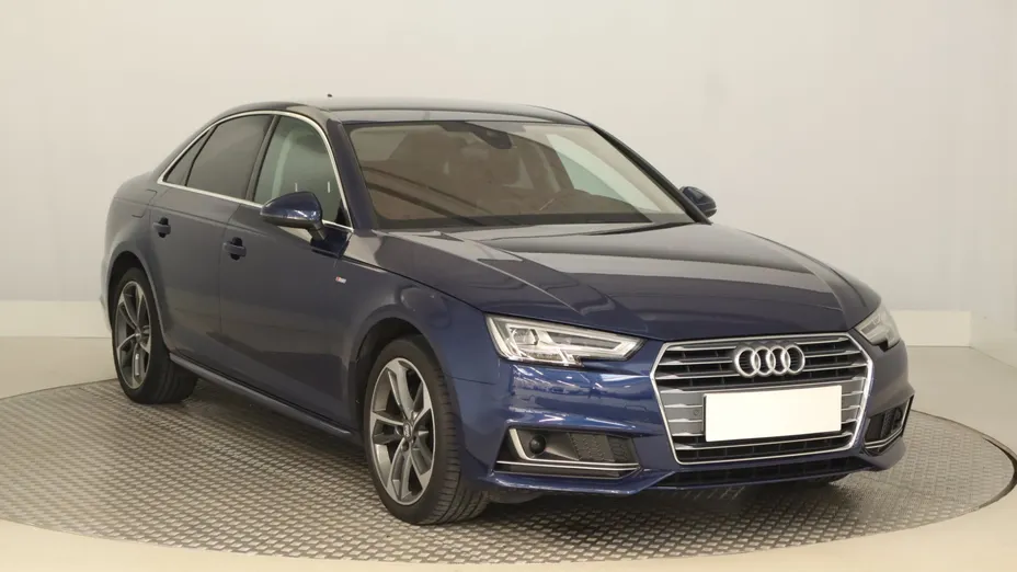 Audi A4 -