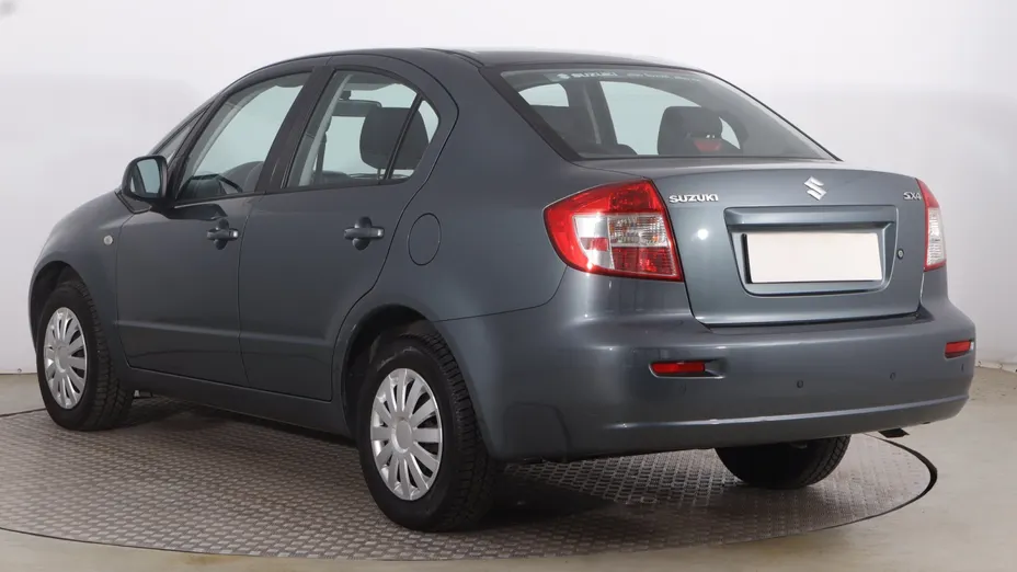 Suzuki SX4 -