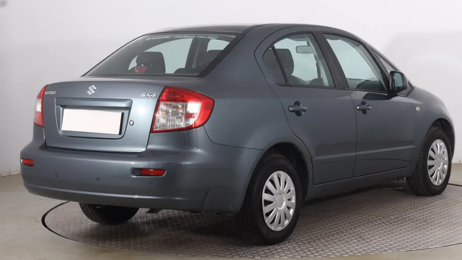 Suzuki SX4 -