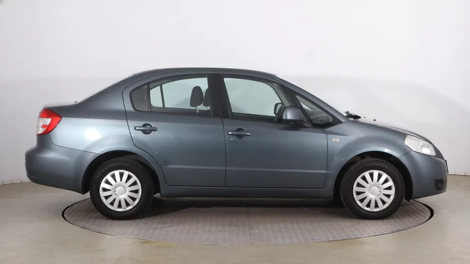 Suzuki SX4 -