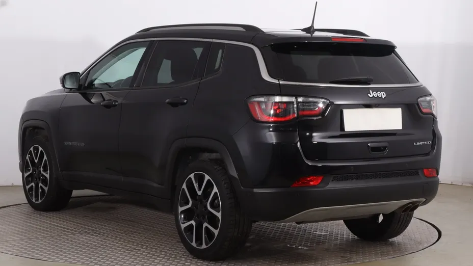 Jeep Compass -