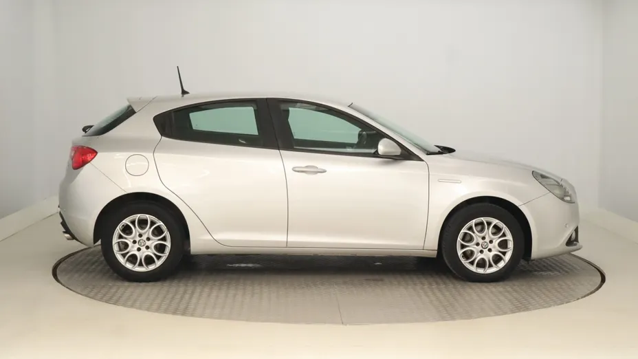 Alfa Romeo Giulietta -