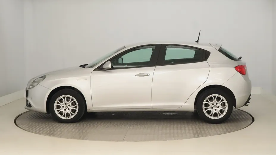 Alfa Romeo Giulietta -