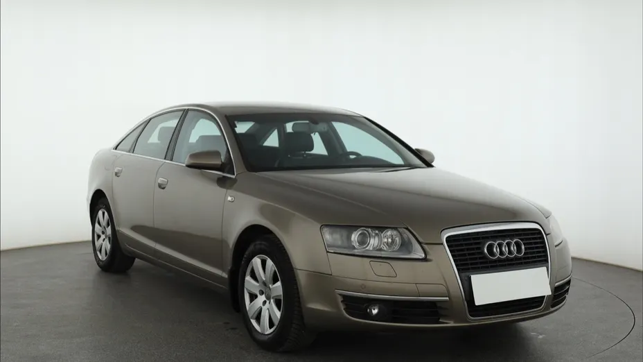 Audi A6 -