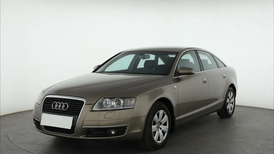 Audi A6 -