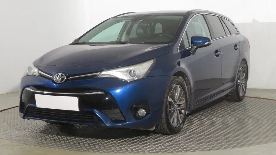 Toyota Avensis -