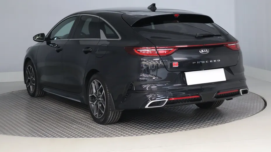 Kia ProCeed -
