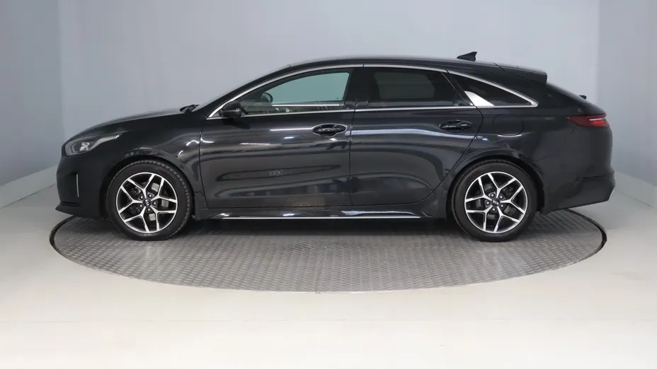 Kia ProCeed -