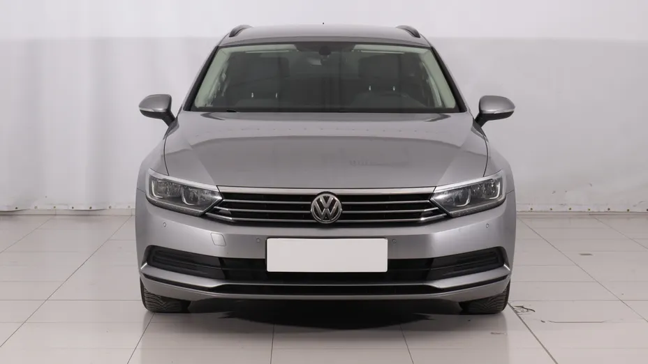 VW Passat -