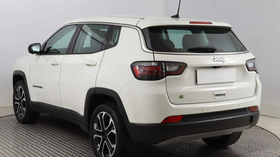 Jeep Compass -