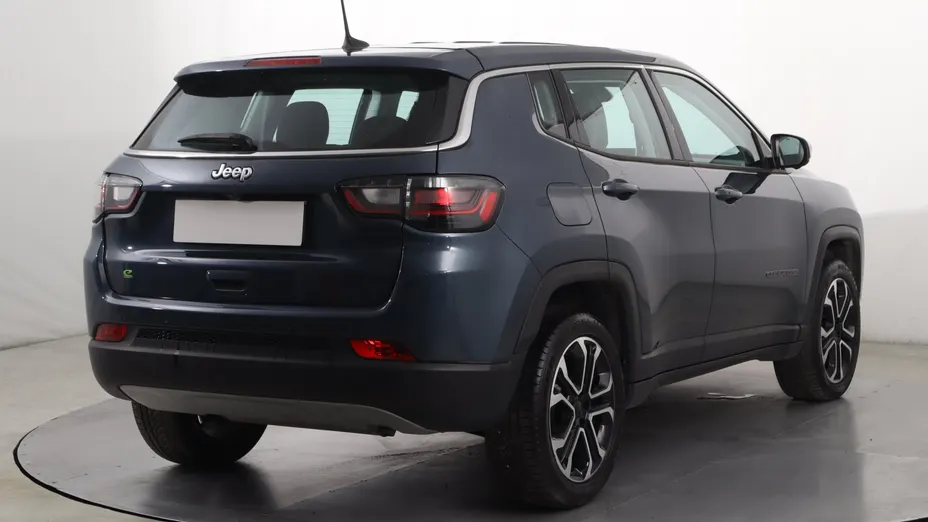 Jeep Compass -