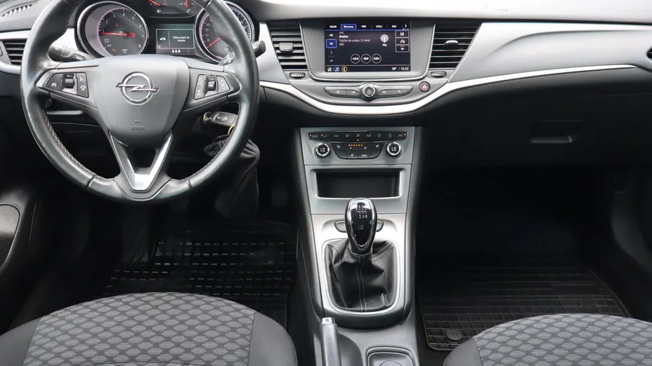 Opel Astra -