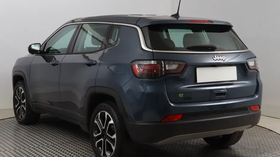 Jeep Compass -