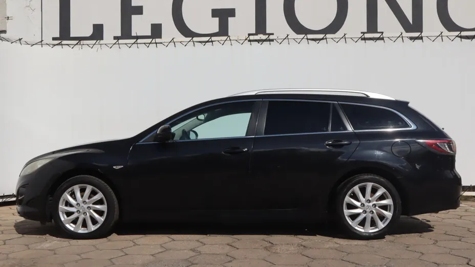 Mazda 6 -