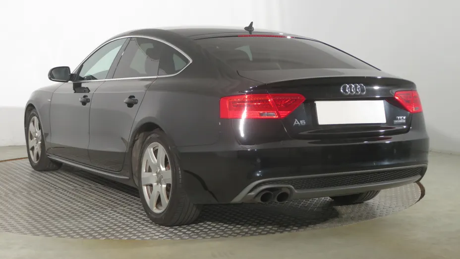 Audi A5 -
