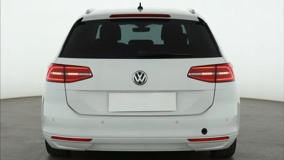VW Passat -