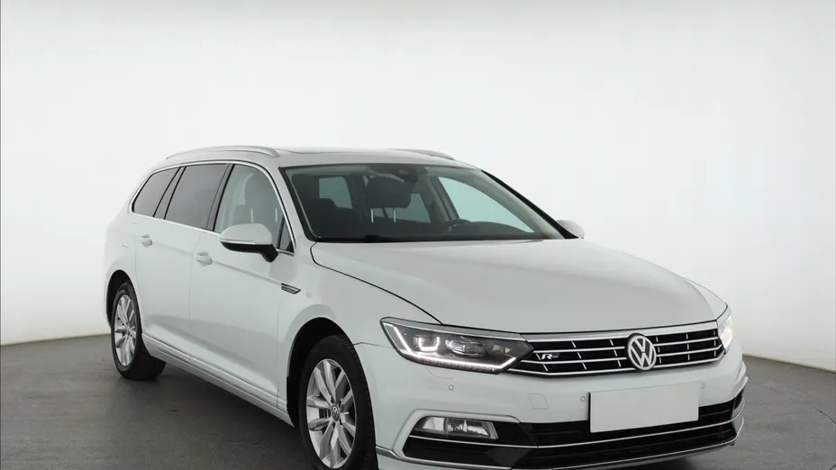 VW Passat -