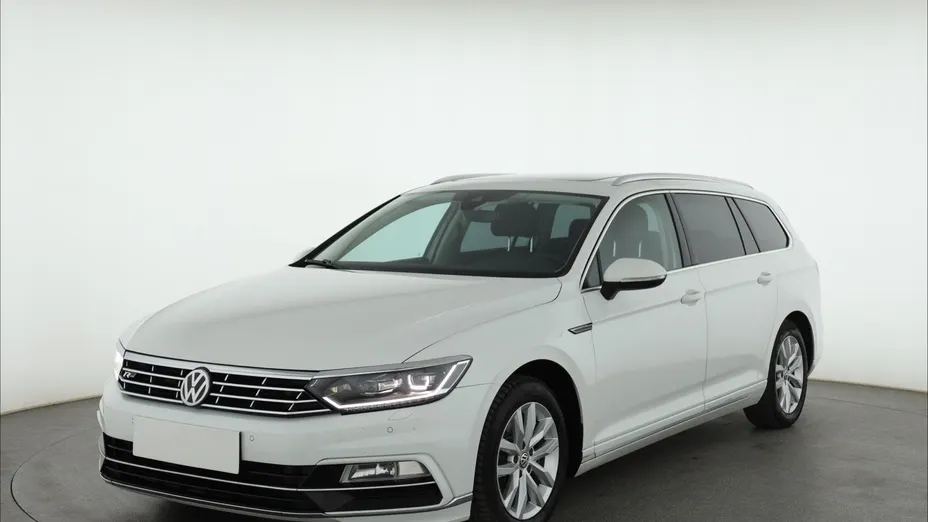 VW Passat -
