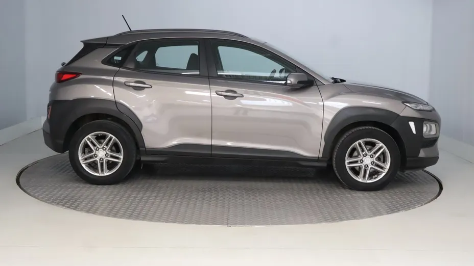 Hyundai Kona -