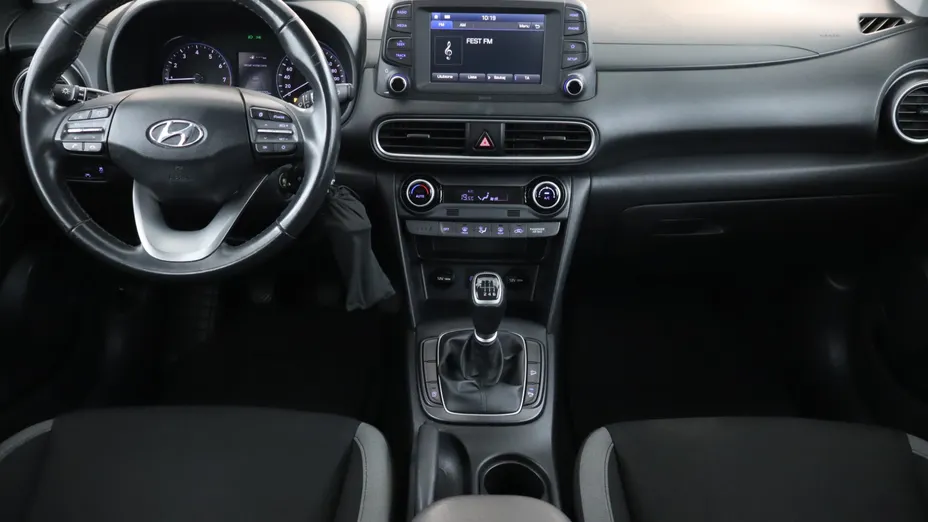 Hyundai Kona -